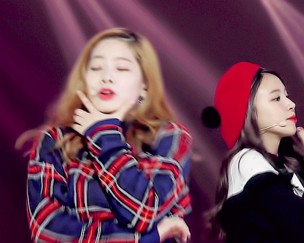 갈수록 미모가 발전하는 다현.gif | 인스티즈