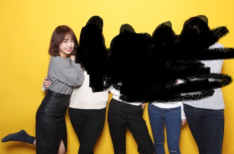 친구들과 우정사진 찍은 아이오아이 유정이 | 인스티즈