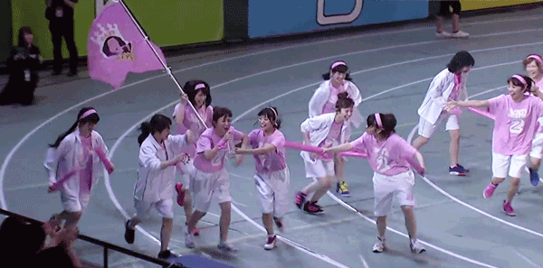 일본에서 잔망다떨어놓고 프듀48에서 가오잡는 큰언니 | 인스티즈