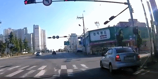 나쁜쪽으로 꾸준한 새끼.gif | 인스티즈