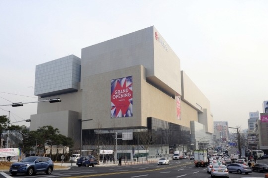 대구 신세계 백화점 오픈 한달만에 500만명 다녀가 | 인스티즈