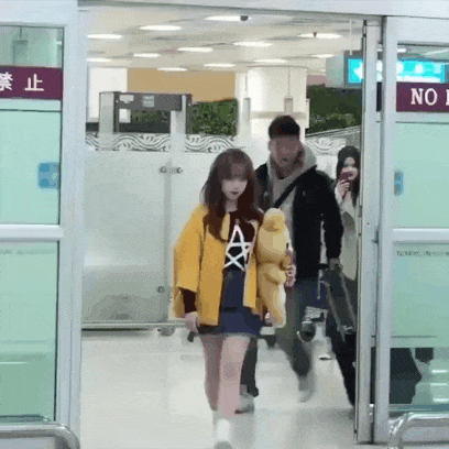 흔한 아이돌의 입국모습 | 인스티즈