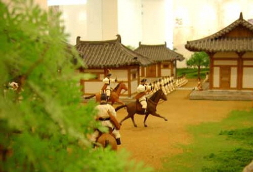 옆나라 애들이 살육광 쓰레기들과 살인청부업자들을 홍보할 때 우리가 홍보했으면 하는 것 | 인스티즈