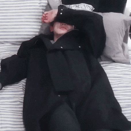 자기 최애가 나타사서 같이 휴가 가쟝 한다면 간다vs만다 | 인스티즈