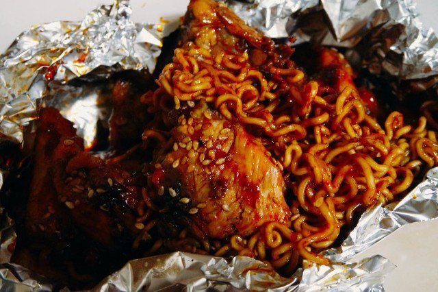 치킨 + 라면 의 조합.jpg | 인스티즈