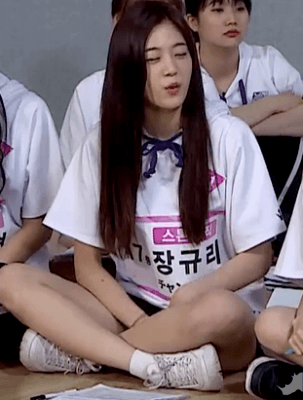 소유에게 고통 당하는 장규리.gif | 인스티즈