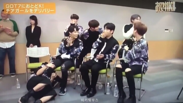 데뷔 이후 최고의 위기를 맞은 갓세븐.jyp | 인스티즈