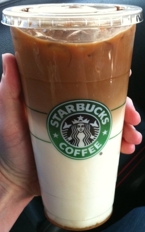 기차에서 즐기는 스타벅스.jpg | 인스티즈