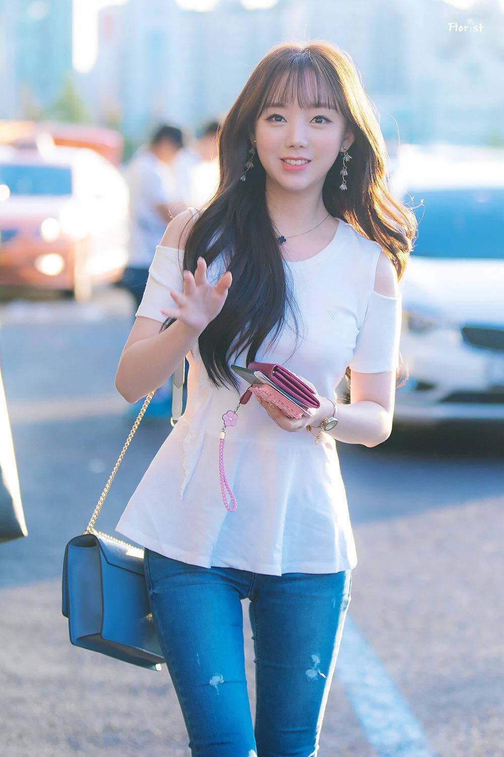 [러블리즈] 백팩을 하나 장만할 생각이라서 케이 | 인스티즈