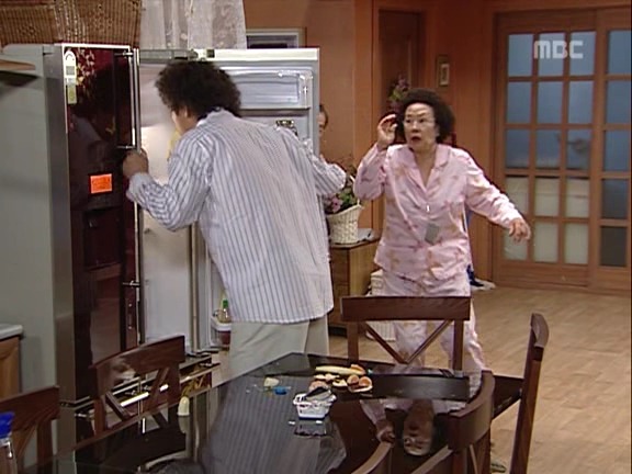 [거침없이하이킥] 괴물준하 사육하는 박해미 ㅋㅋㅋㅋㅋㅋㅋㅋ.jpg | 인스티즈