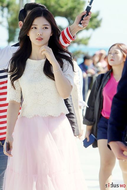 포텐이 궁금한 99년생 배우 김유정 | 인스티즈