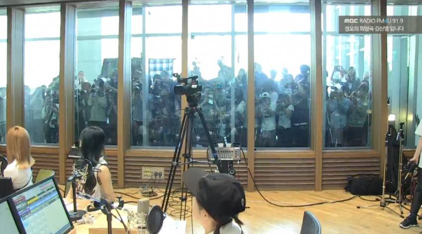 트와이스 보이는라디오 앞 상황.jpg | 인스티즈