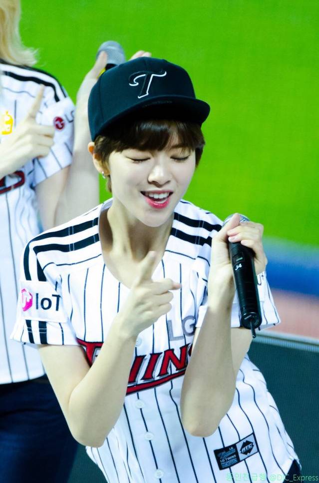 트와이스 카리스마 담당 정연.jpg | 인스티즈