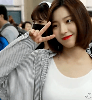 닉값하기 위해 프로미스나인 이새롬 | 인스티즈