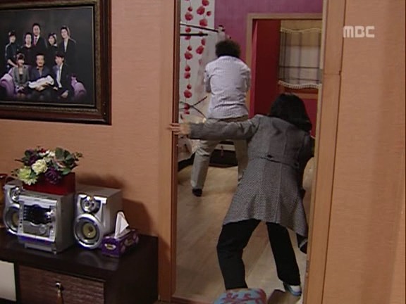 [거침없이하이킥] 괴물준하 사육하는 박해미 ㅋㅋㅋㅋㅋㅋㅋㅋ.jpg | 인스티즈