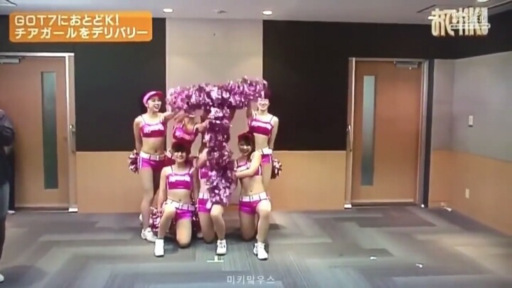 데뷔 이후 최고의 위기를 맞은 갓세븐.jyp | 인스티즈