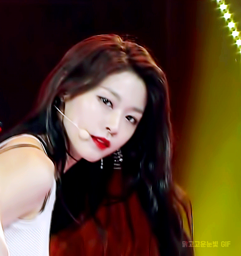 미모 는 18시즌 설현이.jpgif | 인스티즈