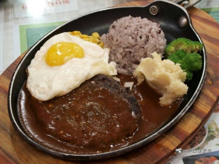 은근히 느끼해서 싫어하는 사람도 많은 음식.jpg | 인스티즈