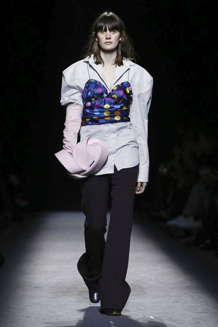Jacquemus 쟈크뮈스 2016 FallWinter RTW Milan | 인스티즈