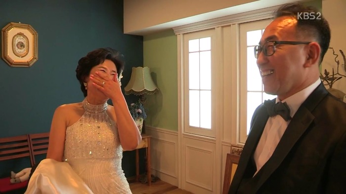 [다큐3일] 어버이날 선물로 양가 부모님께 리마인드 웨딩촬영 선물한 부부.jpg | 인스티즈