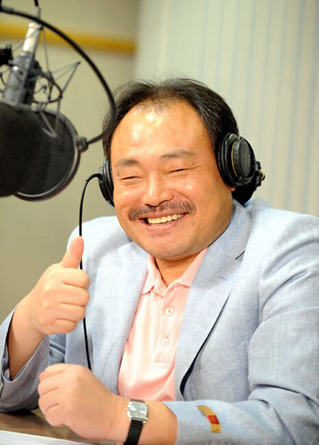 썬글라스 낀 모습이 더 익숙한 연예인.jpg | 인스티즈