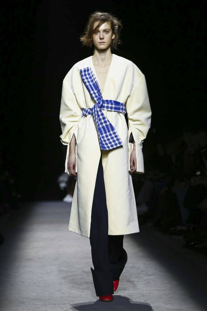 Jacquemus 쟈크뮈스 2016 FallWinter RTW Milan | 인스티즈