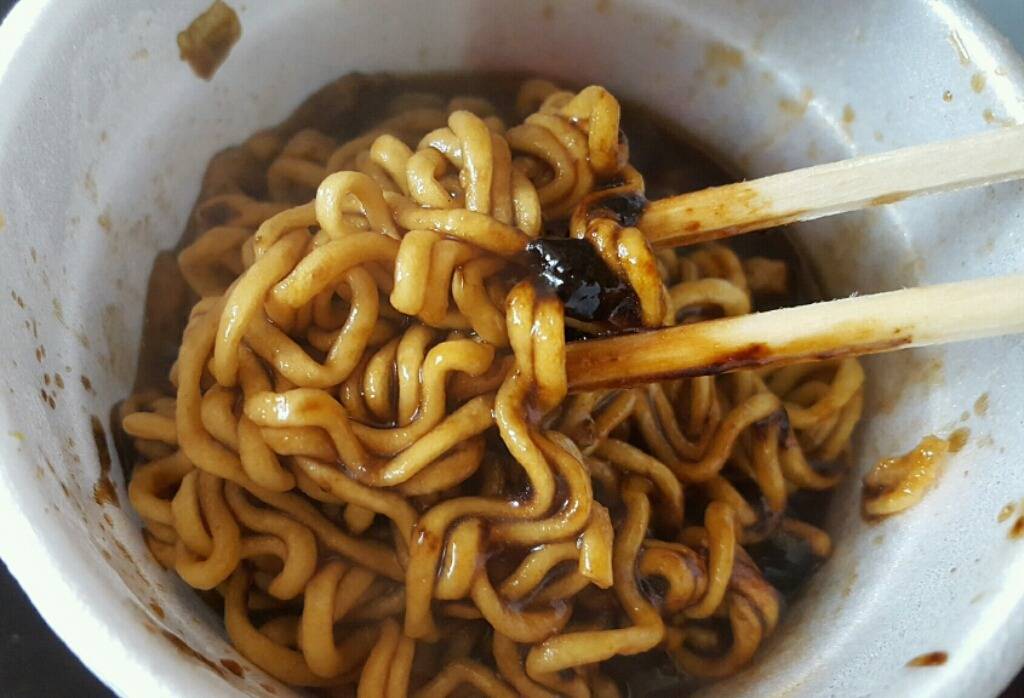 짜장라면계의 숨은 강자 | 인스티즈