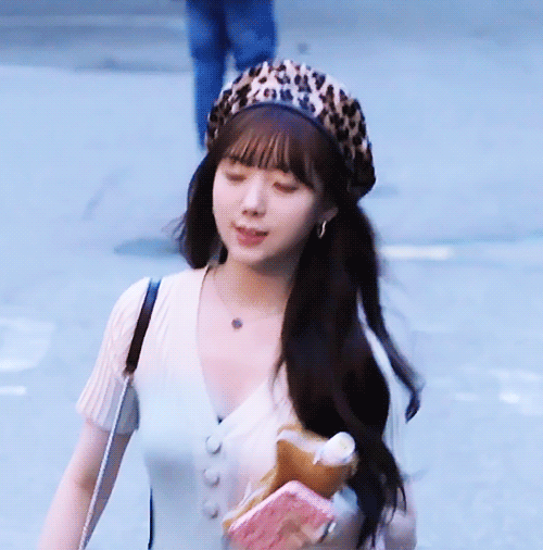 [러블리즈] 비가 처량하게 내려서 케이 | 인스티즈