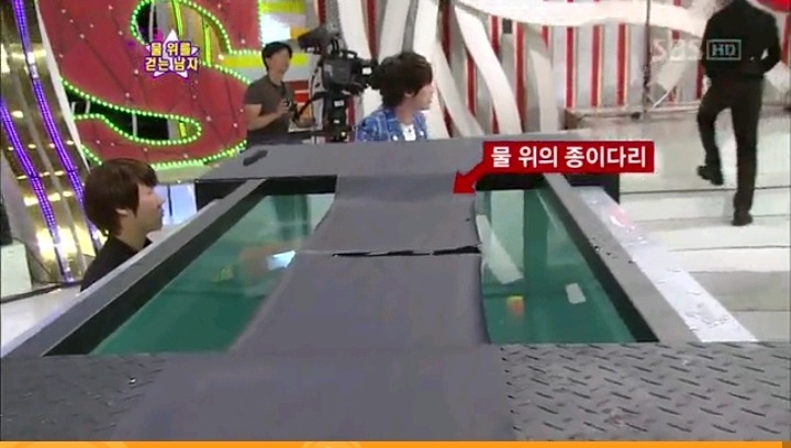 최현우 신의영역에 도전한 물위를 걷는마술 | 인스티즈