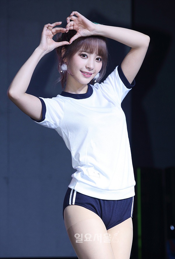 모모노기 카나랑 전세계 맛집 데이트 하기(5개월간)vs5개월간 강동원의 얼굴과 기럭지로 살기 | 인스티즈