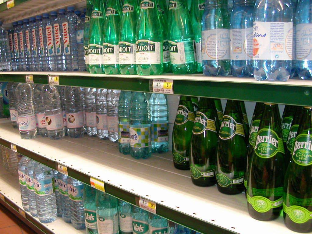 유럽 여행가서 무심코 마셨다가 뿜는 것.jpg | 인스티즈