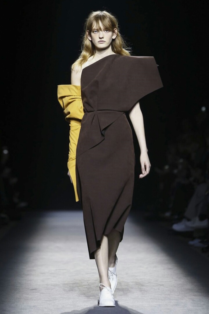 Jacquemus 쟈크뮈스 2016 FallWinter RTW Milan | 인스티즈