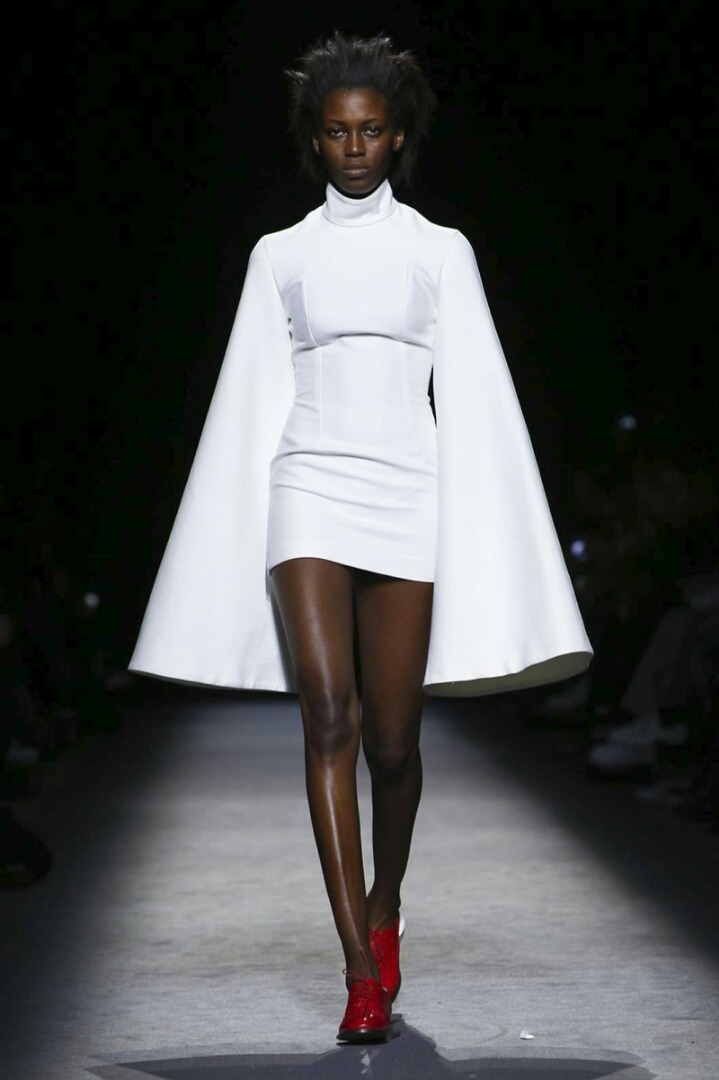 Jacquemus 쟈크뮈스 2016 FallWinter RTW Milan | 인스티즈