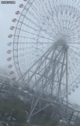 태풍때문에 돌아가는 대관람차 ㄷㄷㄷㄷ | 인스티즈