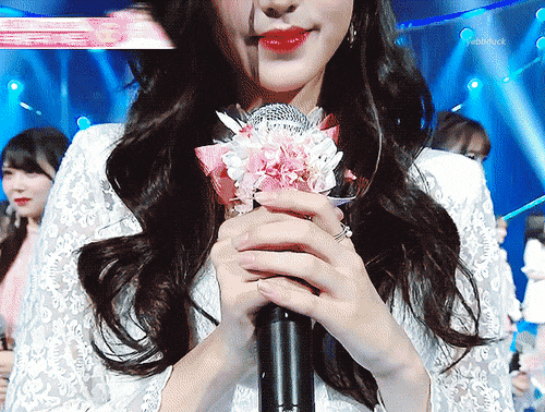 역대급 미모를 자랑하는 아이즈원 센터 장원영 | 인스티즈