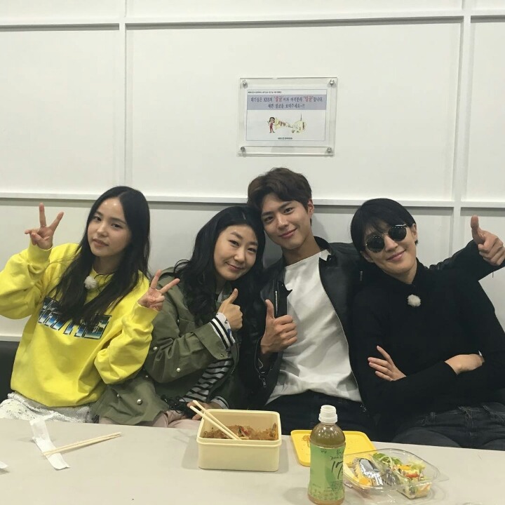 박보검 앓이하는 언니쓰 멤버들 (feat.흔한 덕후들의 모습) | 인스티즈