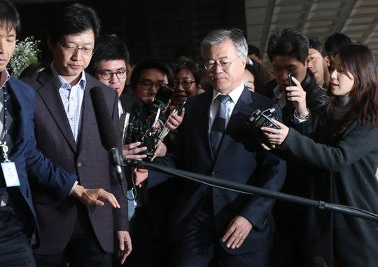 [문재인] 2012년 대선 후 정치 보복 당할뻔했던 문재인... | 인스티즈