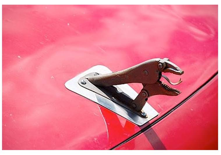 어떤넘이 자동차 장식을 뜯어가버려서 한번 만들어봤어... | 인스티즈