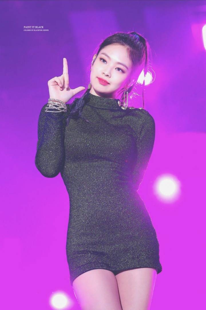 어떤 브랜드든 찰떡같이 소화하는 제니.jpg | 인스티즈