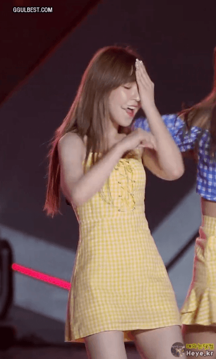 레드벨벳 웬디 끈원피스.gif | 인스티즈
