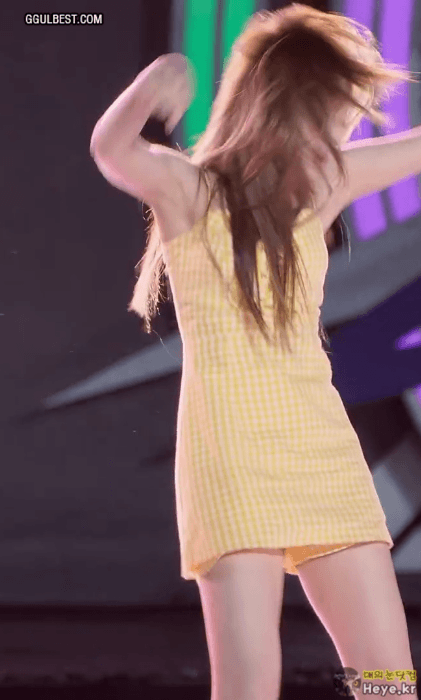 레드벨벳 웬디 끈원피스.gif | 인스티즈