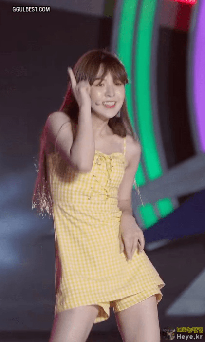 레드벨벳 웬디 끈원피스.gif | 인스티즈