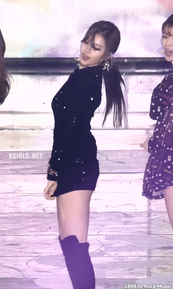 타이트한 원피스를 입은 사나 ㄷㄷㄷ.gif | 인스티즈