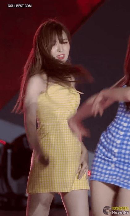 레드벨벳 웬디 끈원피스.gif | 인스티즈