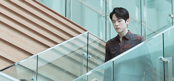 [시간] 시력 잃어가는 와중에도 여주 밥 차려주는 남주 gif | 인스티즈