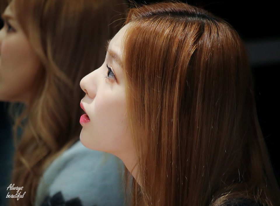 아이린의 옆태.jpg | 인스티즈