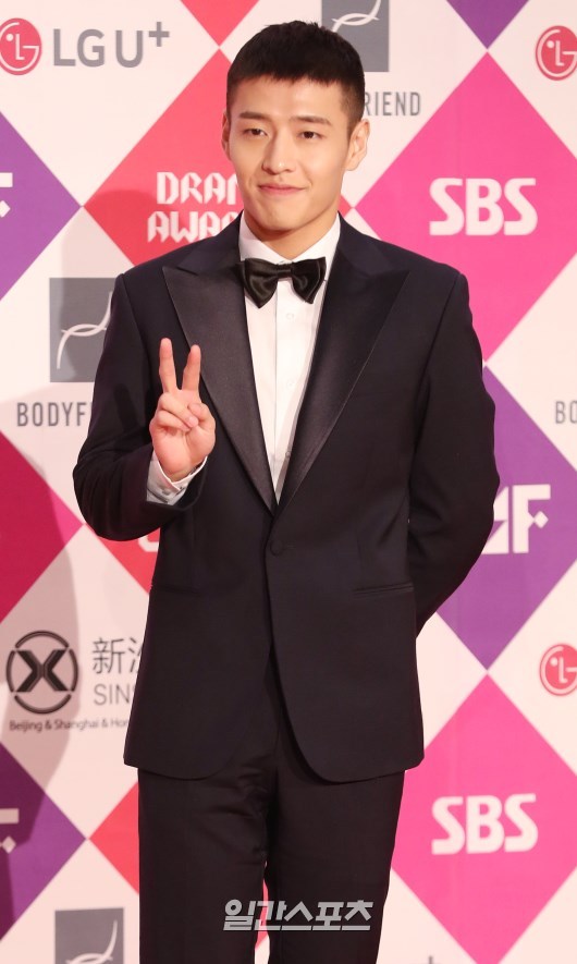 오늘자 강하늘 | 인스티즈