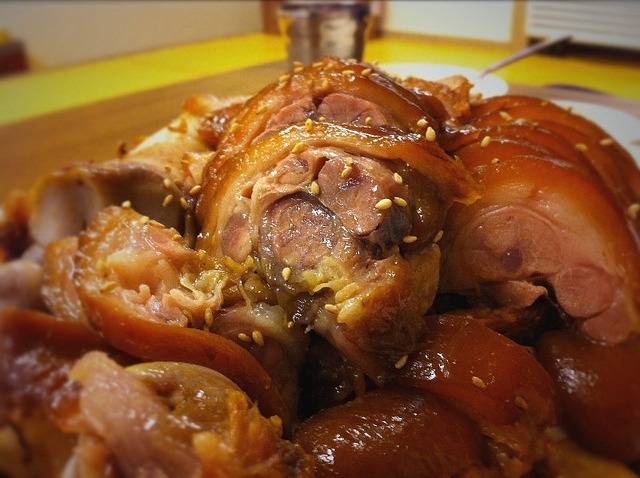 족발 먹을때 의외로 취향 많이 갈리는거.jpg | 인스티즈