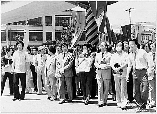 문재인의 탄핵 가결 직후 행보(12.10) | 인스티즈