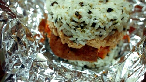 밥버거 먹는 방법..... 너무 많아요...... 너무 많고........ | 인스티즈